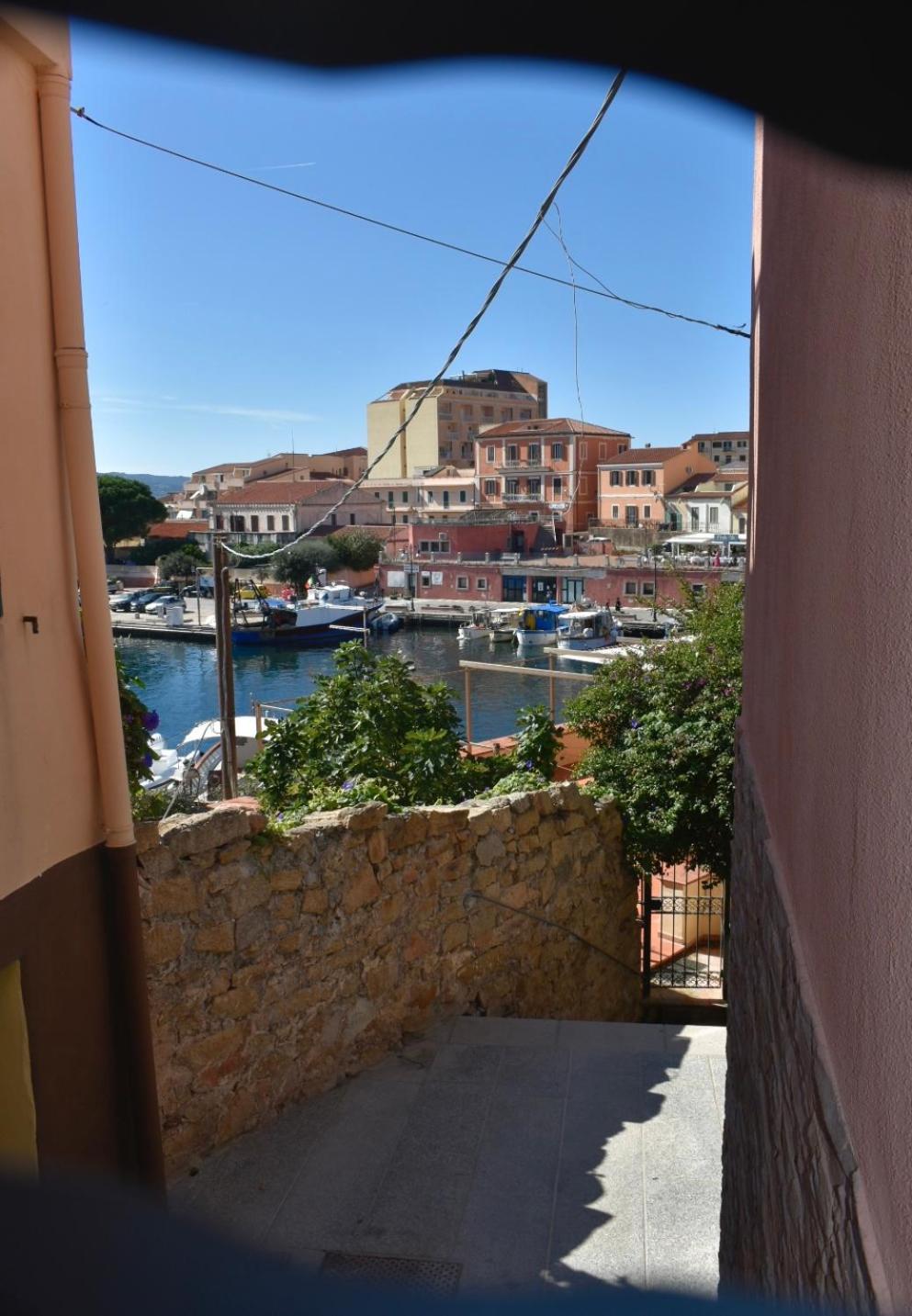 Maison Madeleine La Maddalena  Exteriér fotografie